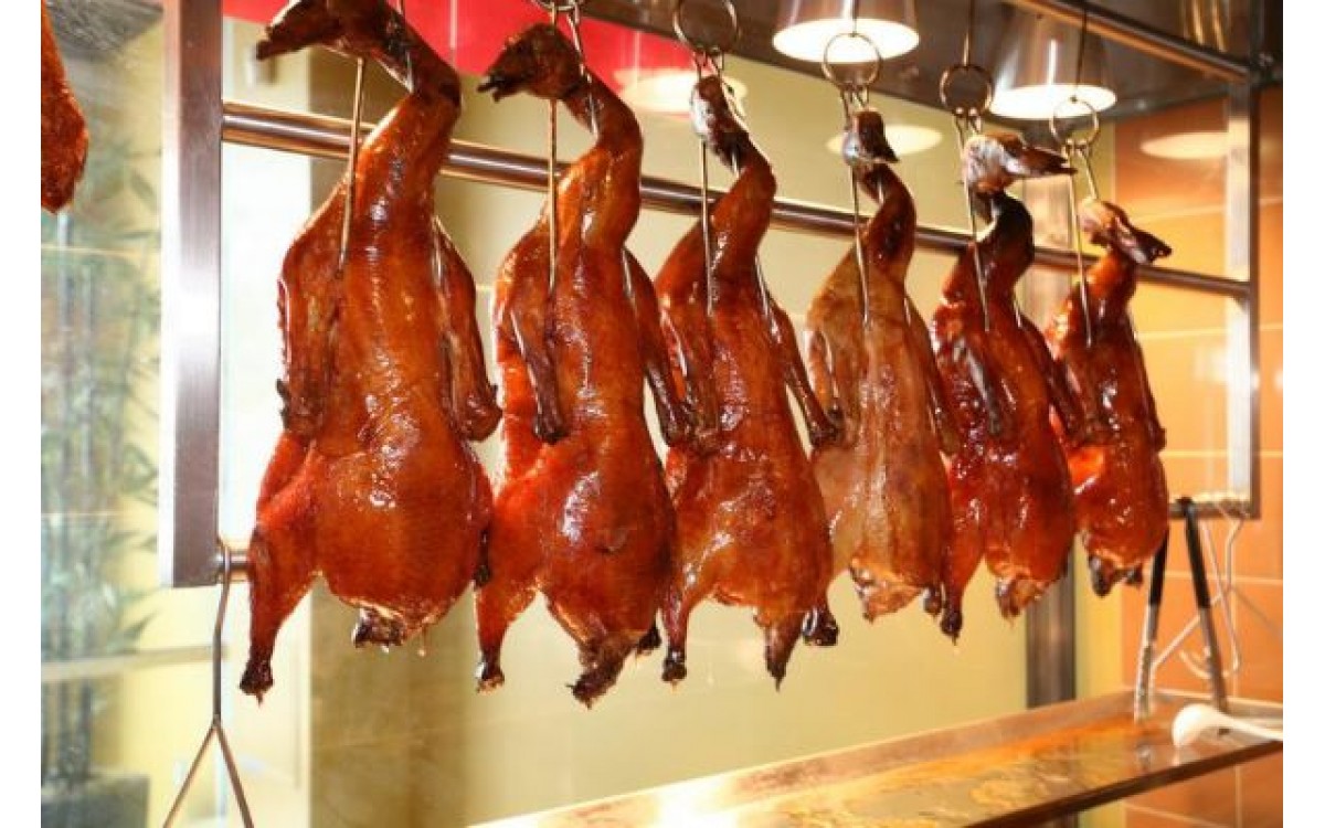 Chia sẻ công thức ướp vịt quay ngon không phải ai cũng biết