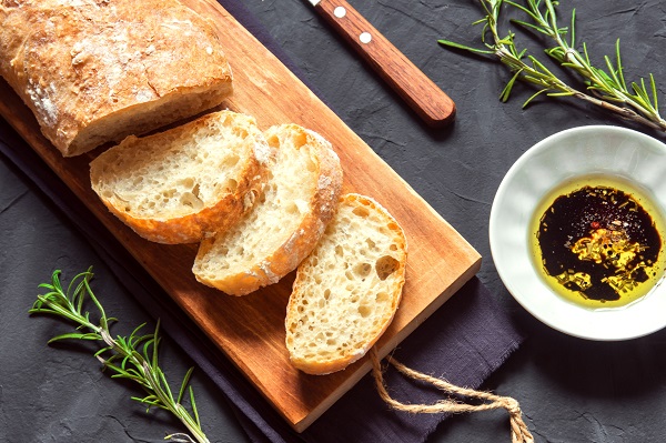 Cách hâm nóng bánh mì như thế nào?